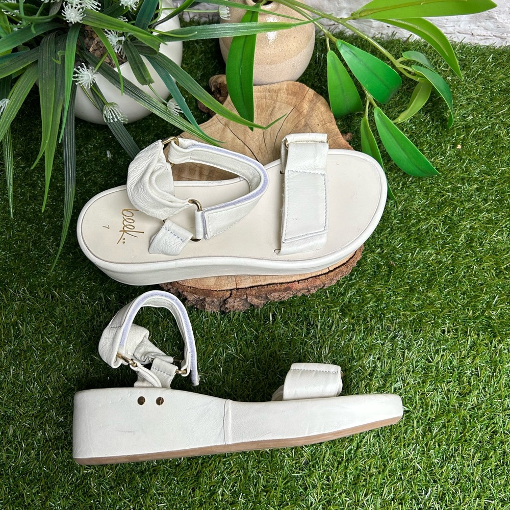🌷- Beek white Leather wedge sandal Size 7 - Picture 14 of 16